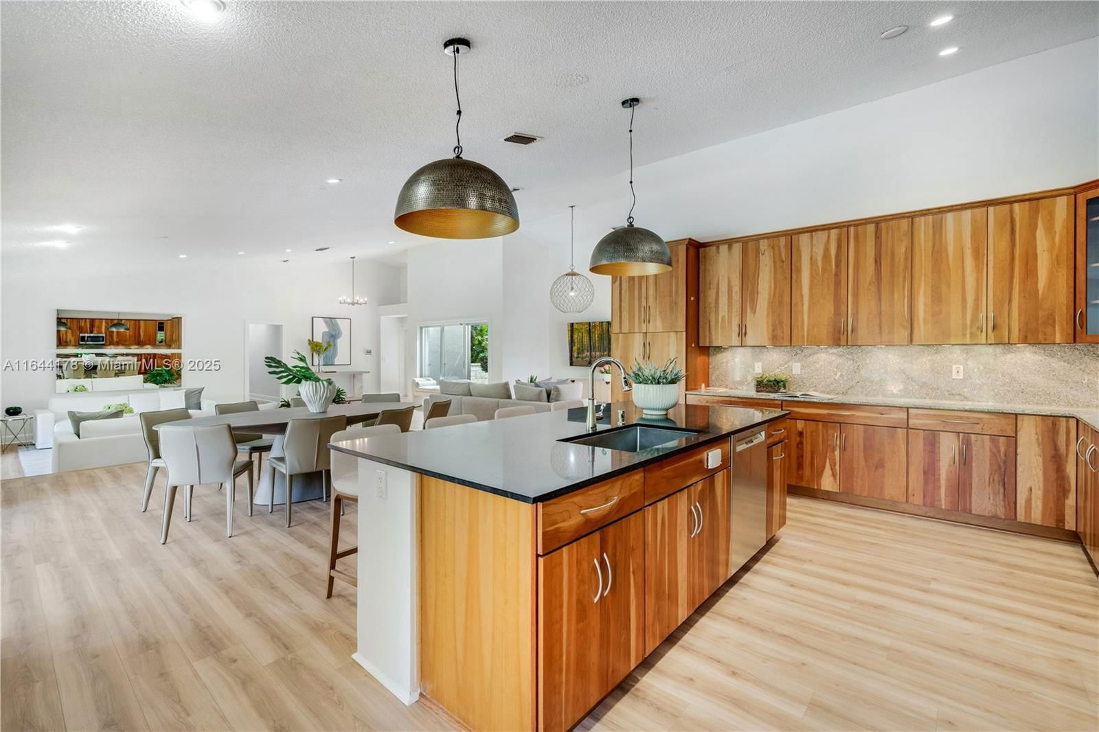 Real estate property located at 7861 171st St, Miami-dade, Old Cutler Villas, Palmetto Bay, FL