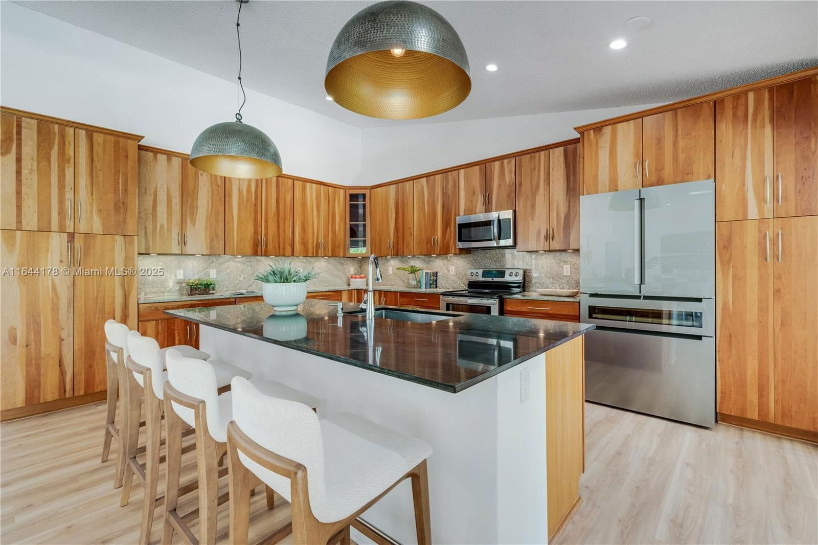 Real estate property located at 7861 171st St, Miami-dade, Old Cutler Villas, Palmetto Bay, FL