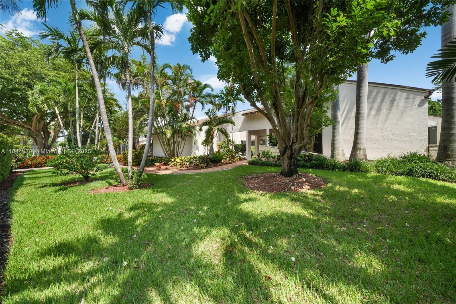 Real estate property located at 7861 171st St, Miami-dade, Old Cutler Villas, Palmetto Bay, FL