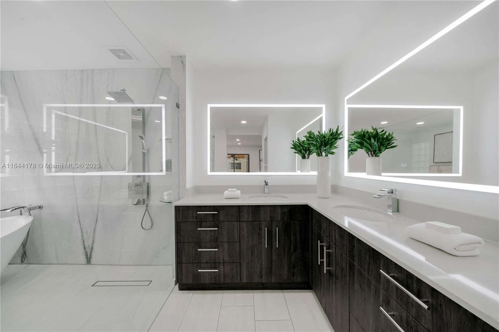 Real estate property located at 7861 171st St, Miami-dade, Old Cutler Villas, Palmetto Bay, FL