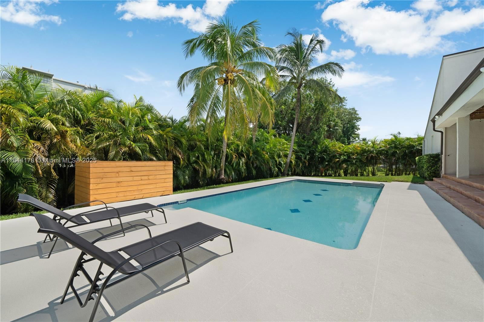 Real estate property located at 7861 171st St, Miami-dade, Old Cutler Villas, Palmetto Bay, FL