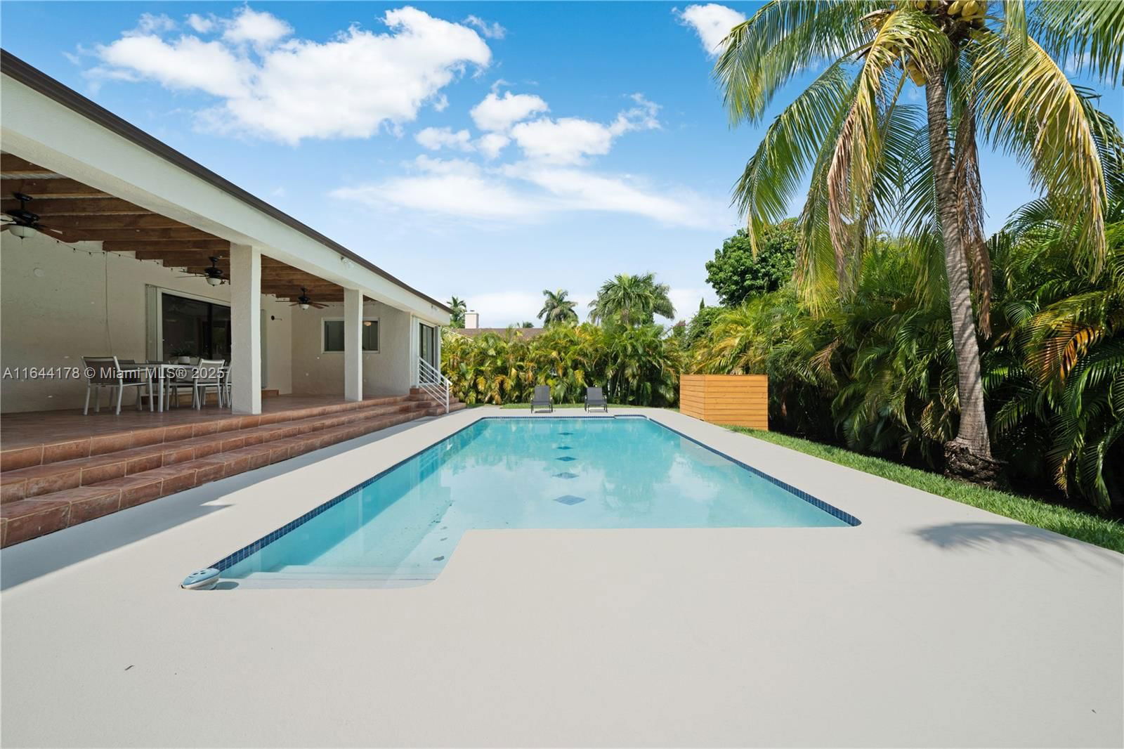 Real estate property located at 7861 171st St, Miami-dade, Old Cutler Villas, Palmetto Bay, FL