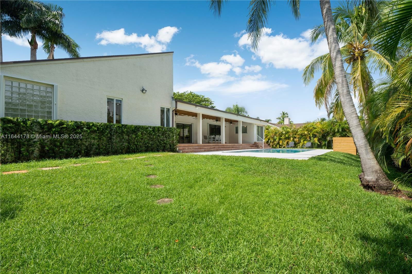 Real estate property located at 7861 171st St, Miami-dade, Old Cutler Villas, Palmetto Bay, FL