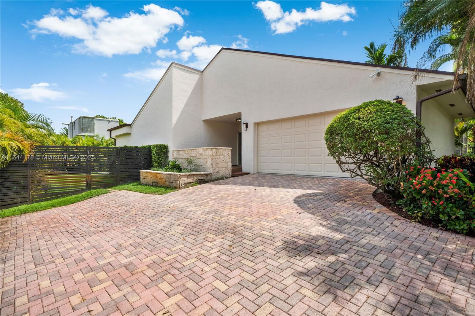 Real estate property located at 7861 171st St, Miami-dade, Old Cutler Villas, Palmetto Bay, FL