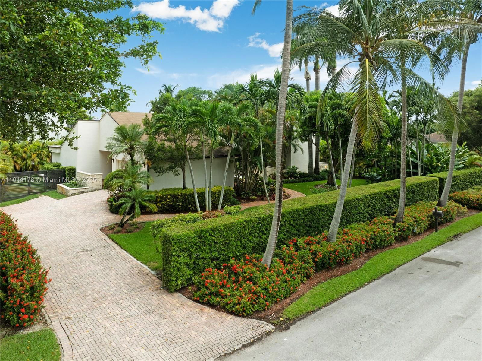 Real estate property located at 7861 171st St, Miami-dade, Old Cutler Villas, Palmetto Bay, FL
