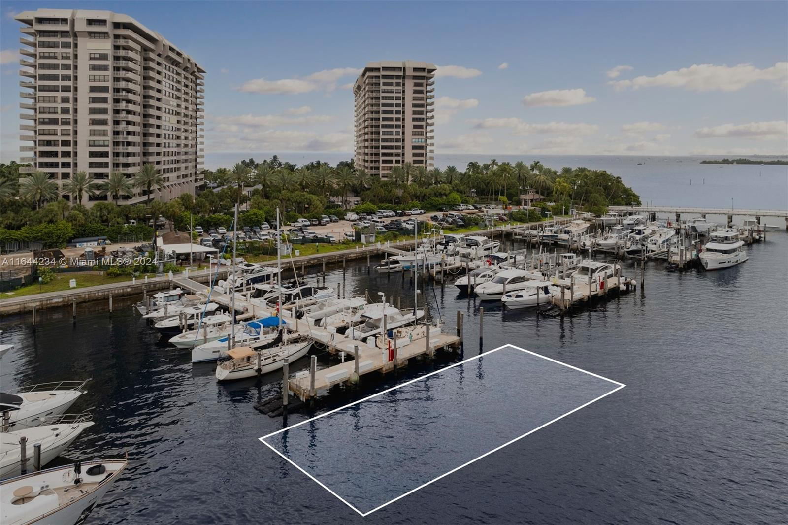 Real estate property located at 4 Grove Isle Dr - Boat Slip D8 & D9, Miami-Dade, GROVE ISLE CONDO, Coconut Grove, FL