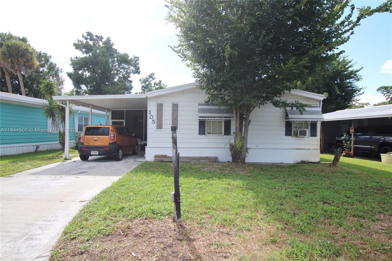 Real estate property located at 105 8th Avenue, Okeechobee, River Run Resort, Okeechobee, FL