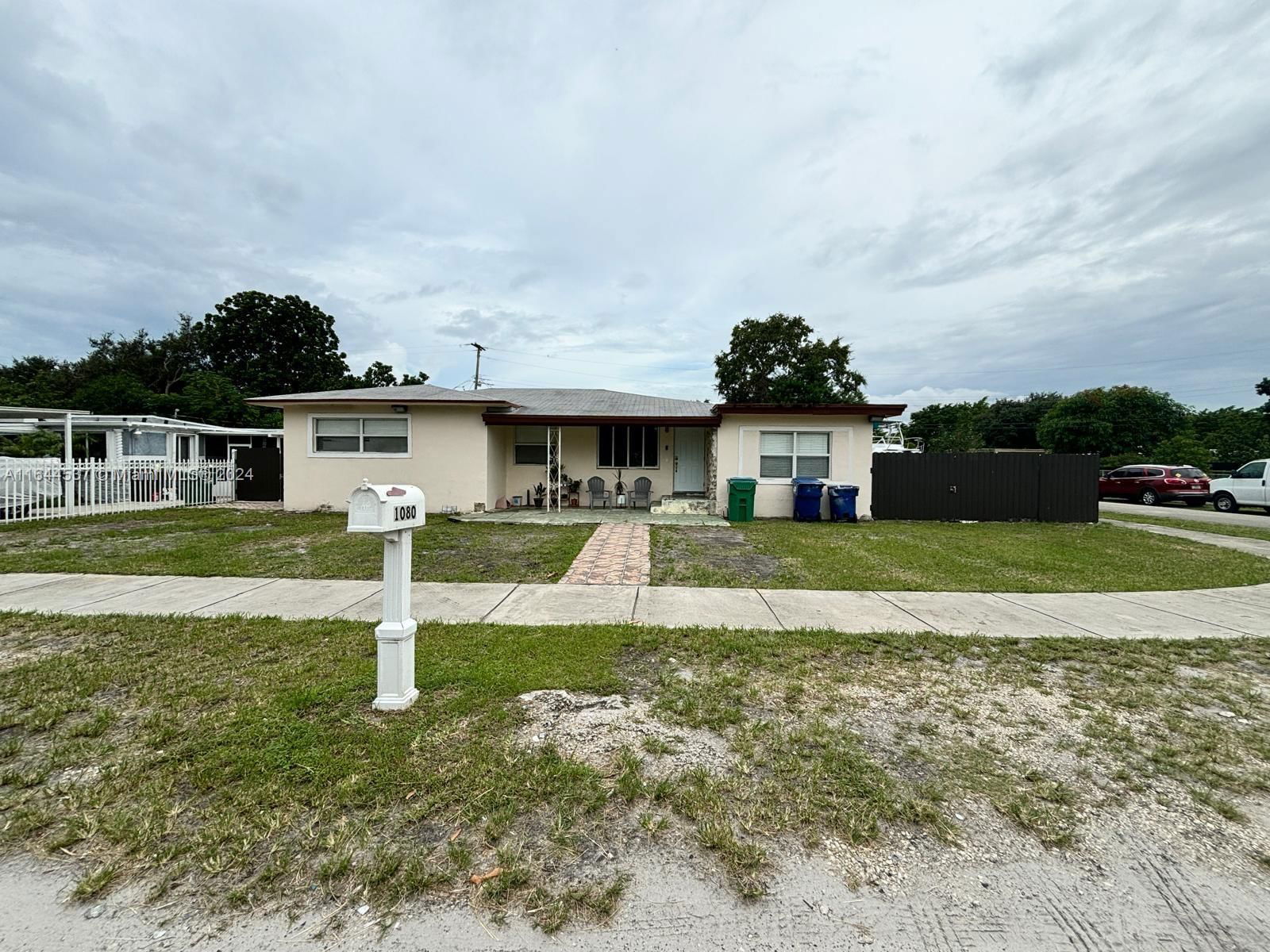 Real estate property located at 1080 140th St, Miami-Dade, 1ST ADDN TO HYDE PARK MAN, Miami, FL