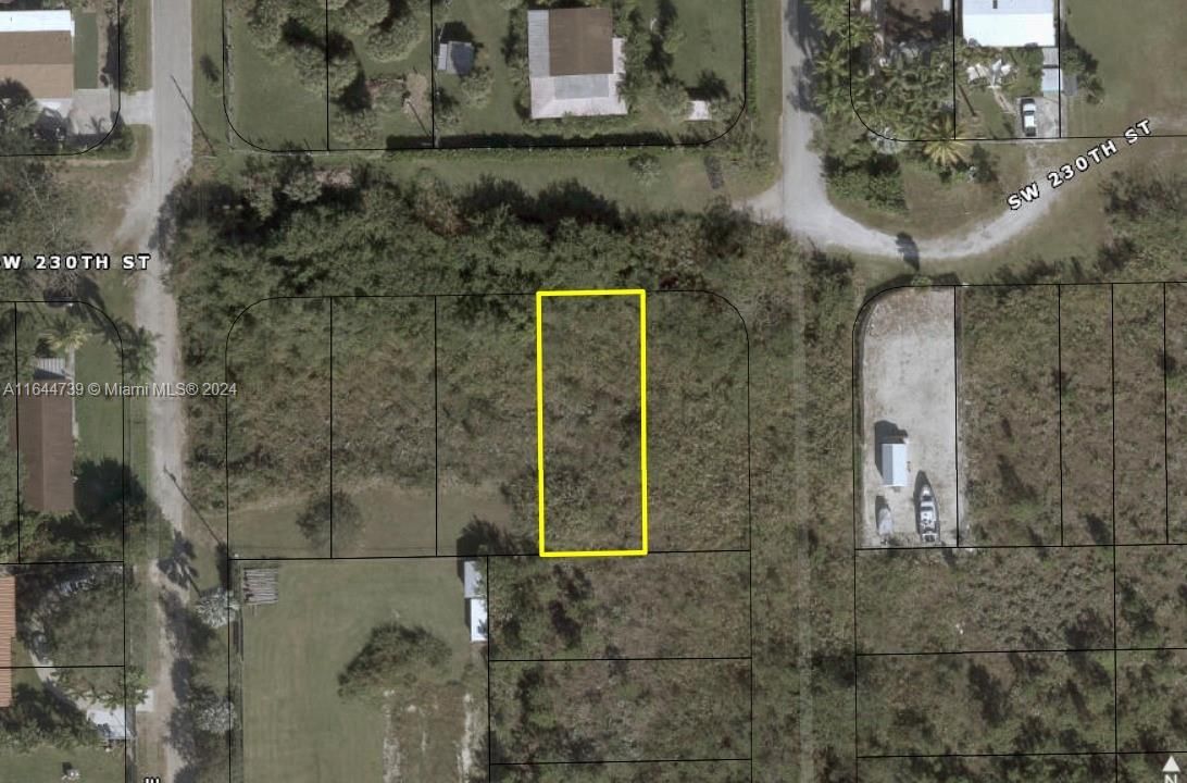 Real estate property located at 12272 230 St, Miami-Dade, SILVER PALM PARK, Goulds, FL