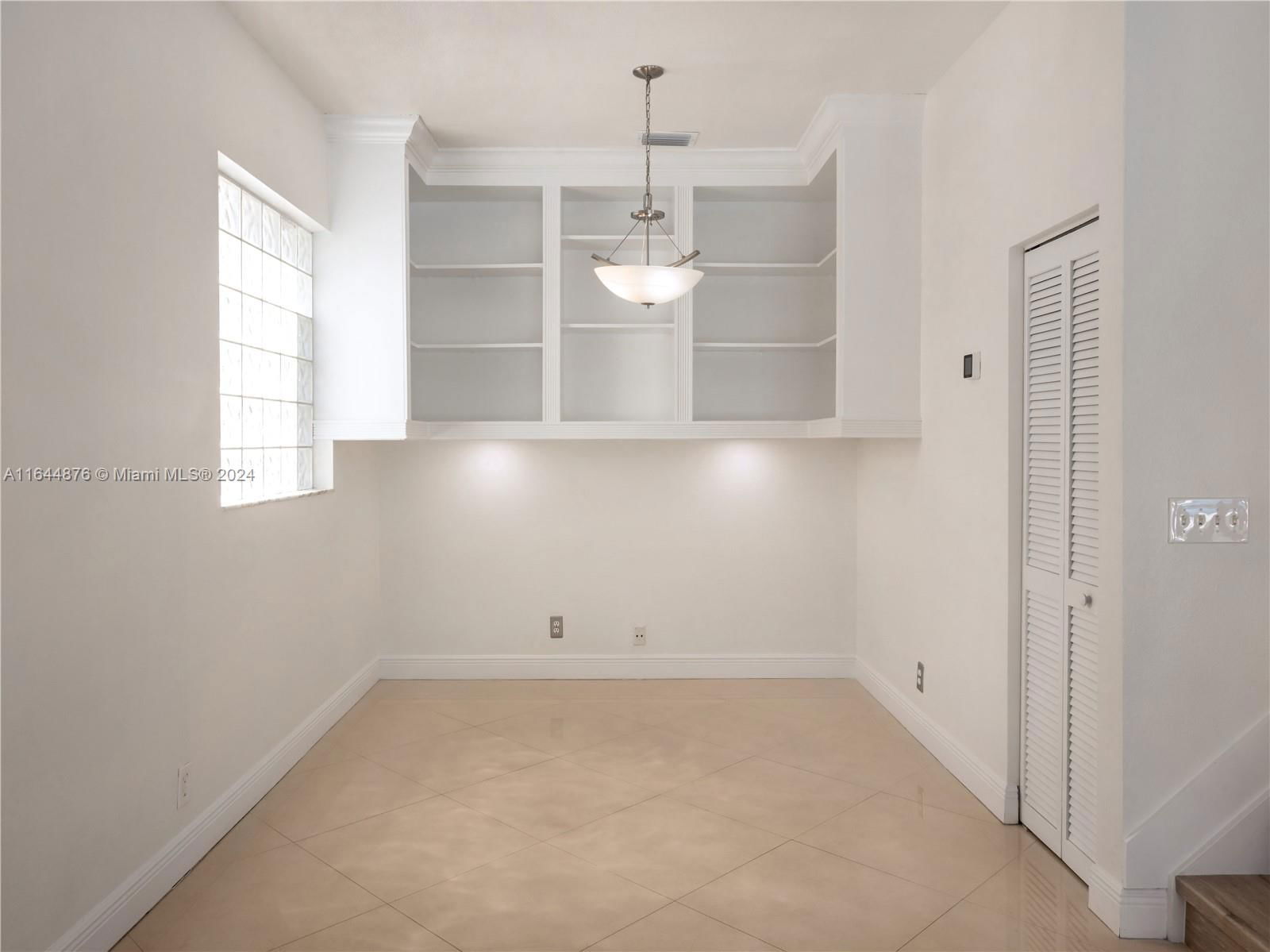 Real estate property located at 16511 1st St, Broward, Pembroke Shores, Pembroke Pines, FL