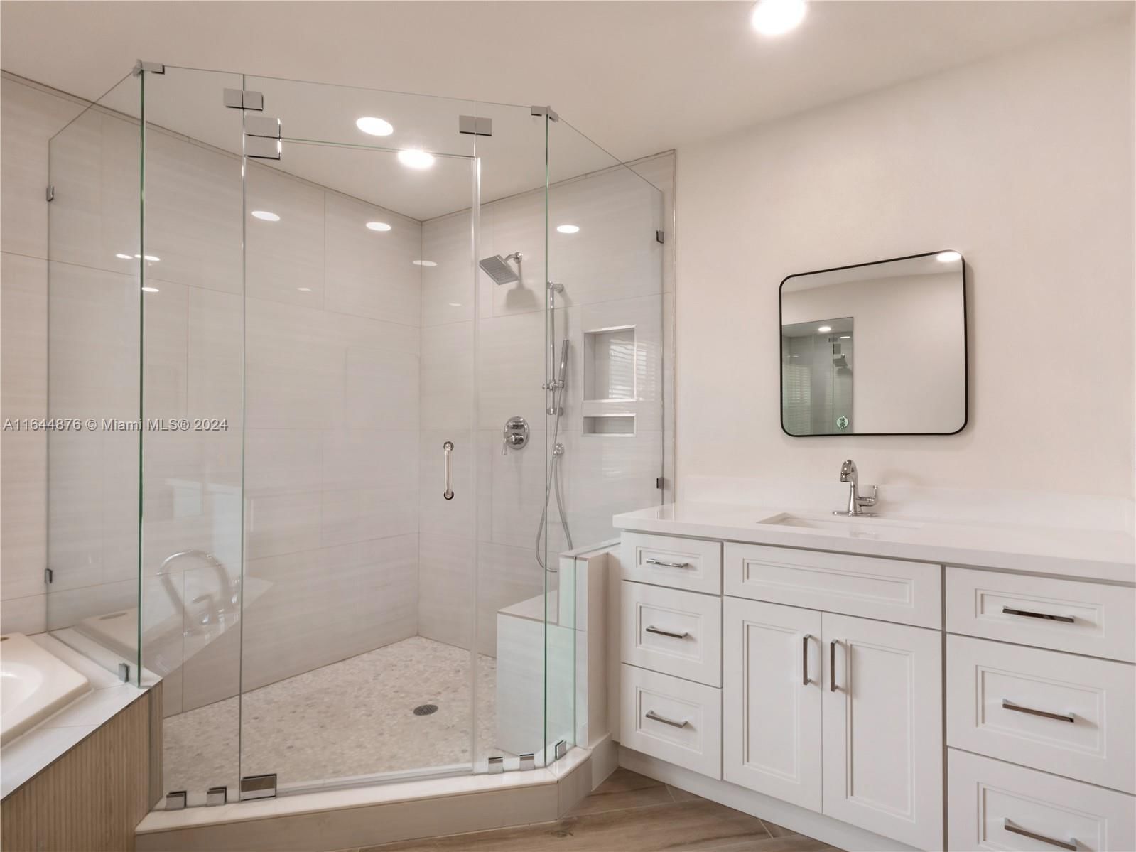 Real estate property located at 16511 1st St, Broward, Pembroke Shores, Pembroke Pines, FL