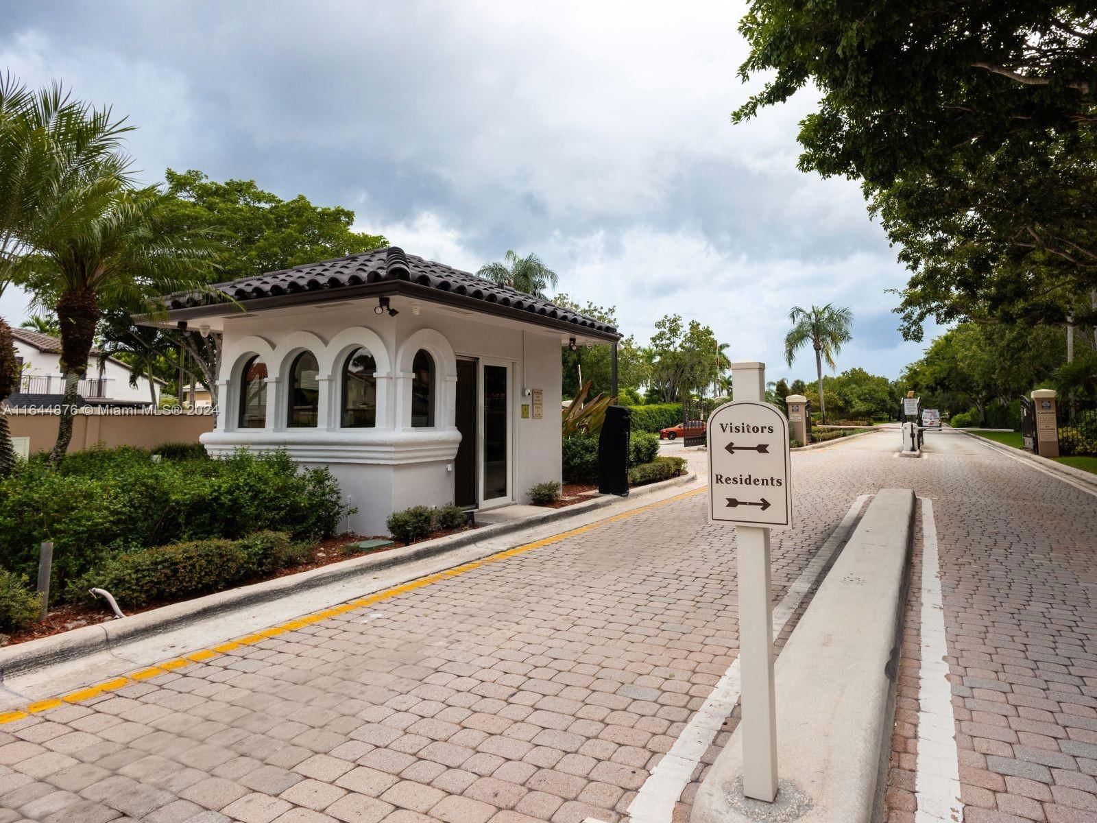 Real estate property located at 16511 1st St, Broward, Pembroke Shores, Pembroke Pines, FL