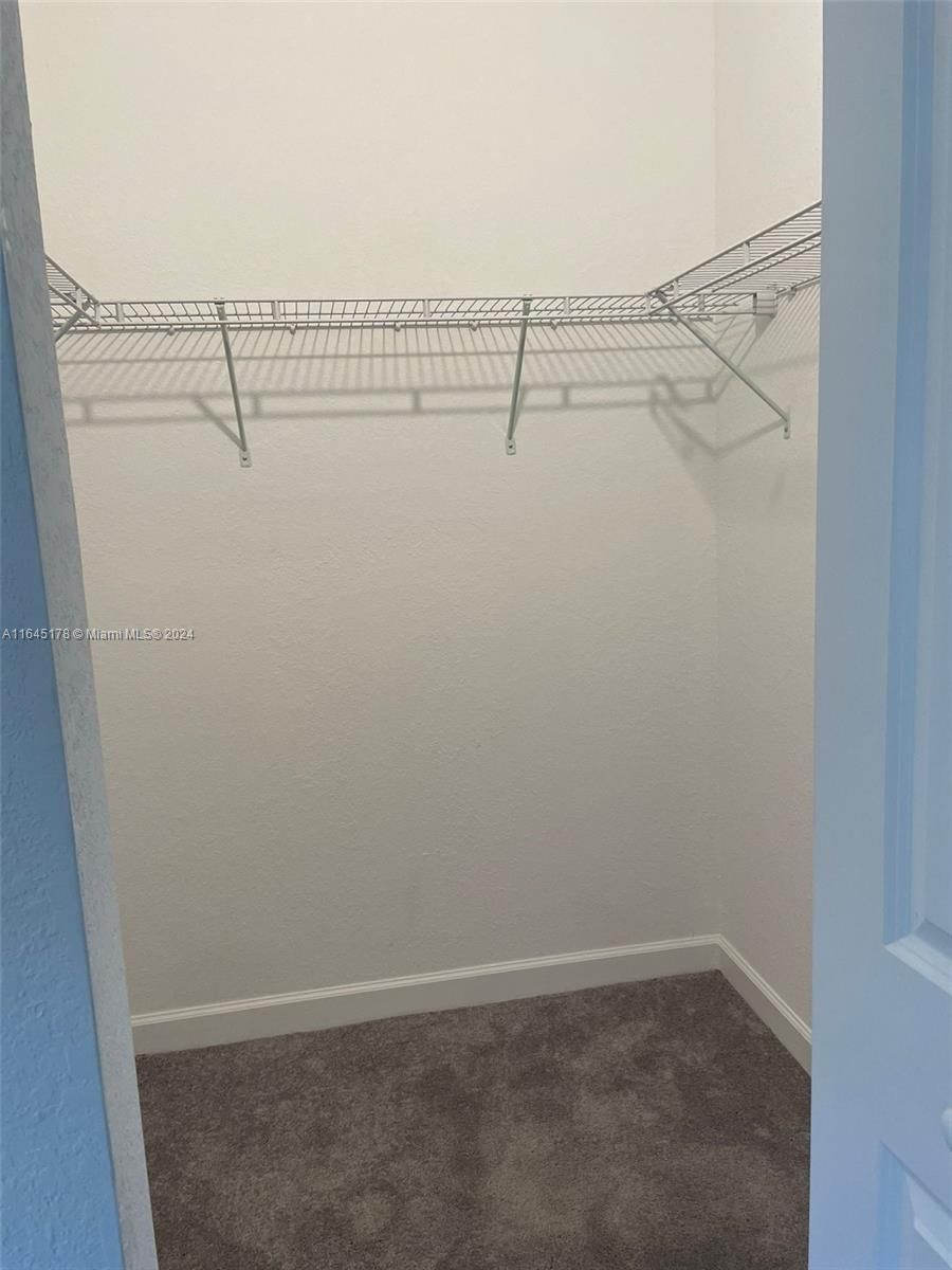 Real estate property located at 1586 27th Ter #1586, Miami-dade, Homestead Park Of Commerc, Homestead, FL