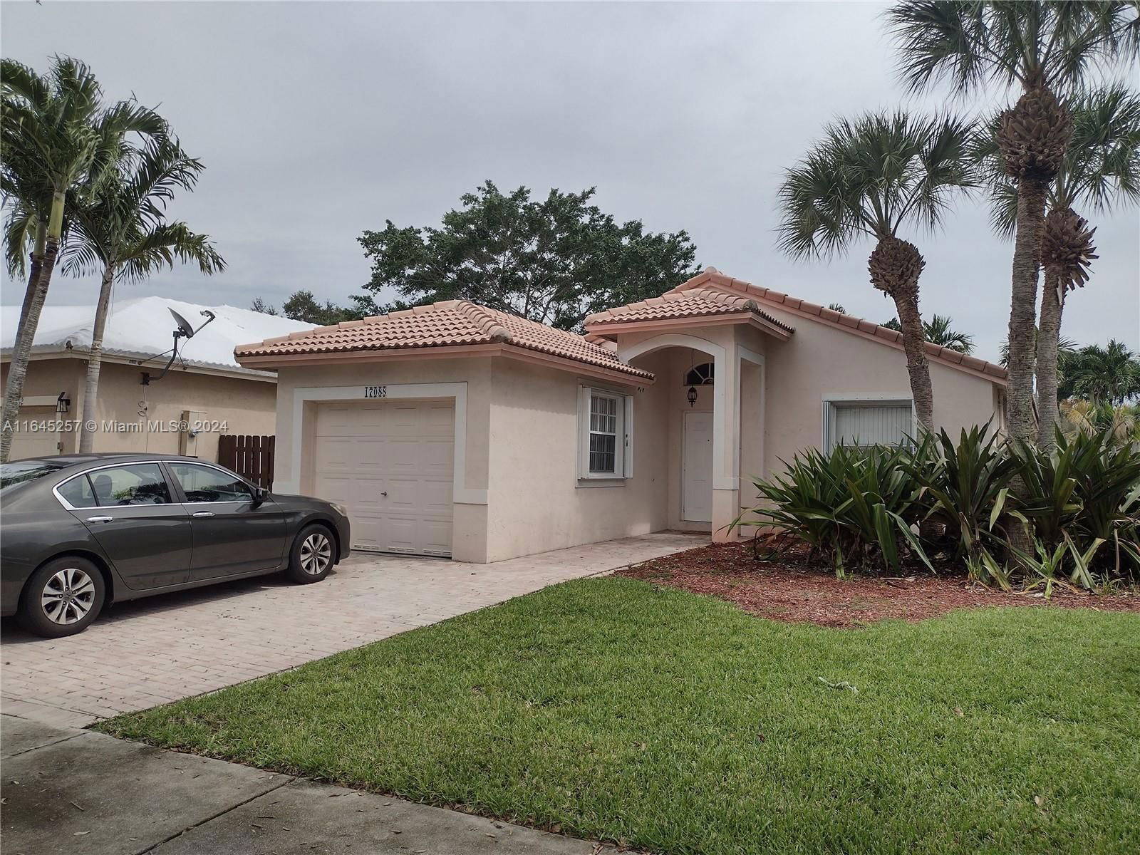 Real estate property located at 17088 11th St, Broward, LAKES OF WESTERN PINES RE, Pembroke Pines, FL