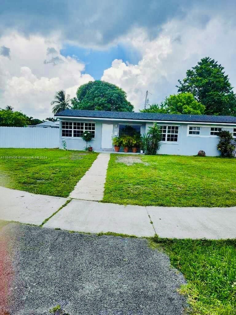 Real estate property located at 3351 177th Ter, Miami-Dade, MYRTLE GROVE 1ST ADDN, Miami Gardens, FL