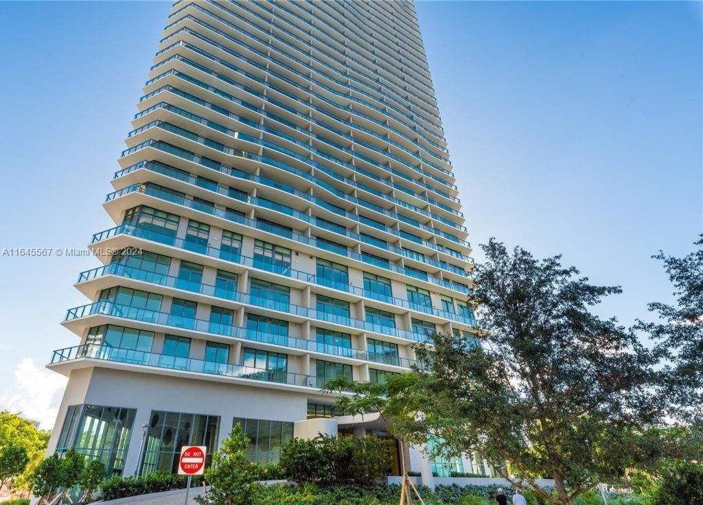 Real estate property located at 501 31st St #2409, Miami-Dade, PARAISO BAYVIEWS CONDO, Miami, FL