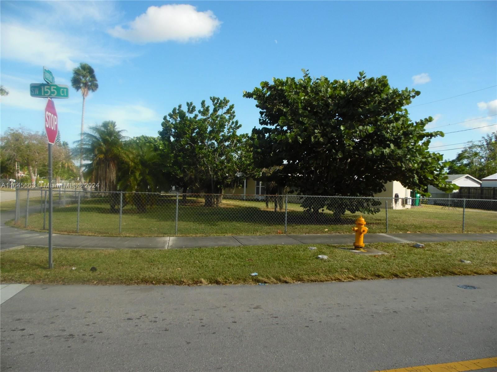 Real estate property located at 15498 Harding Ln, Miami-Dade, LEISURE CITY SEC 1, Homestead, FL