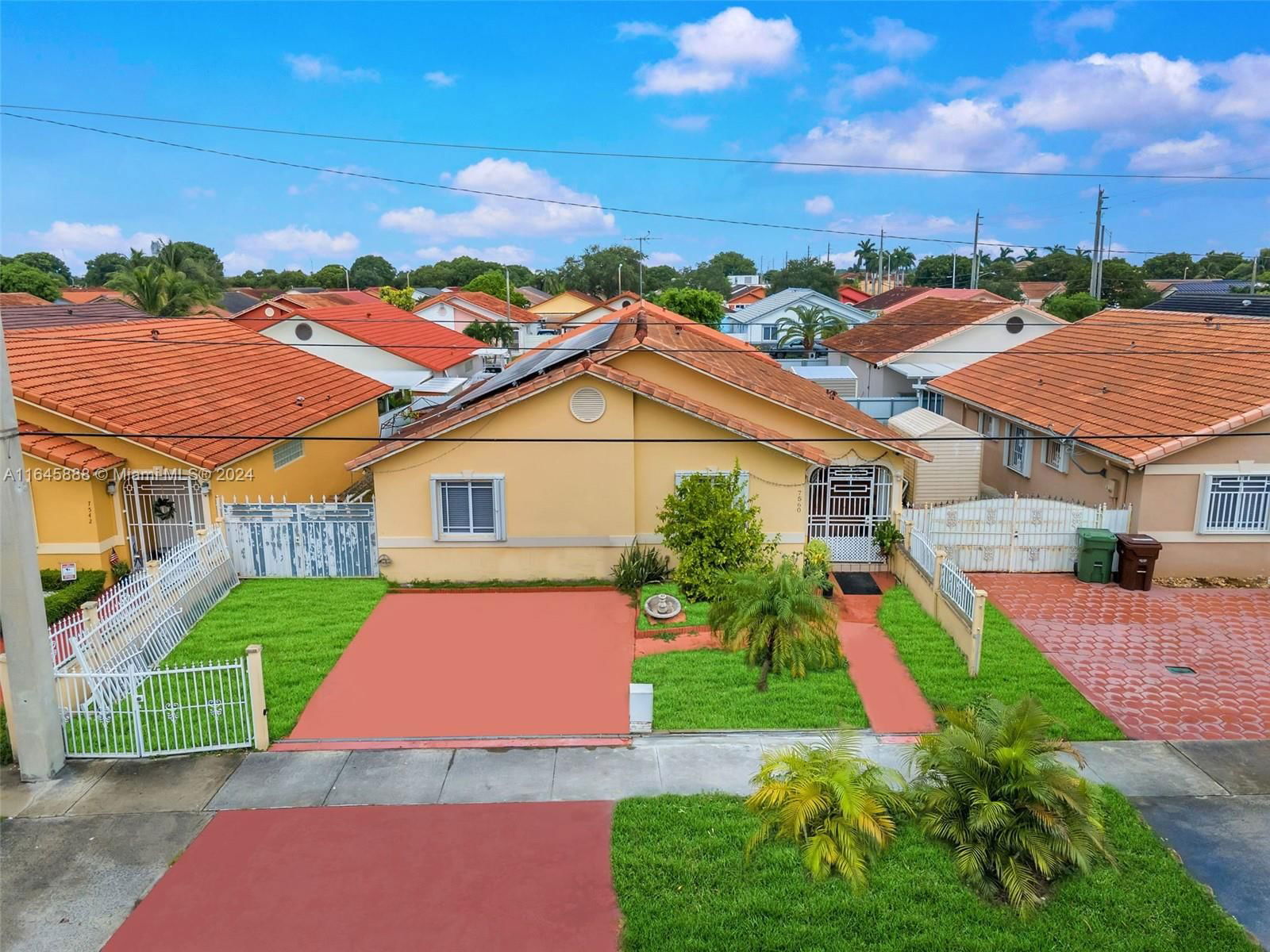 Real estate property located at 7560 32nd Ave, Miami-Dade, CHRISTYS 5TH ADDN, Hialeah, FL