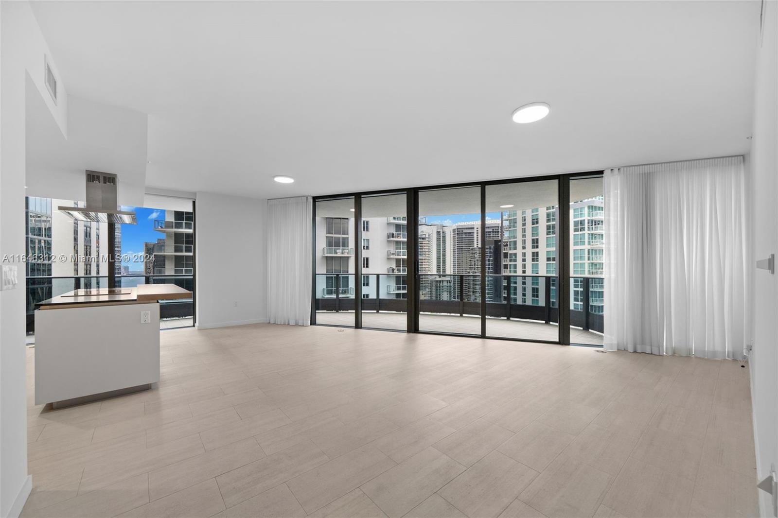 Real estate property located at 1000 Brickell Plz #2801, Miami-Dade, BRICKELL FLATIRON CONDO, Miami, FL