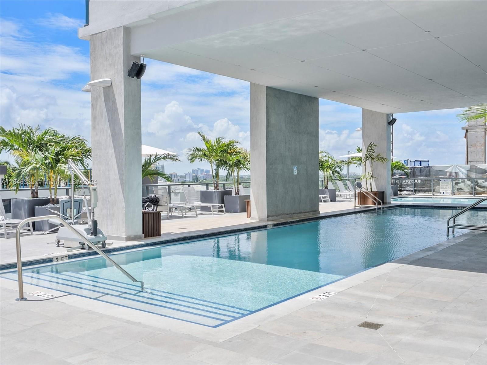 Real estate property located at 239 9 St #1704, Miami-Dade, Smart Brickell, Miami, FL