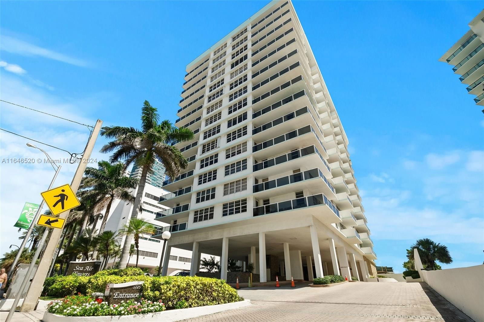 Real estate property located at 3725 Ocean Dr #1623, Broward, SEA AIR TOWERS CONDO, Hollywood, FL