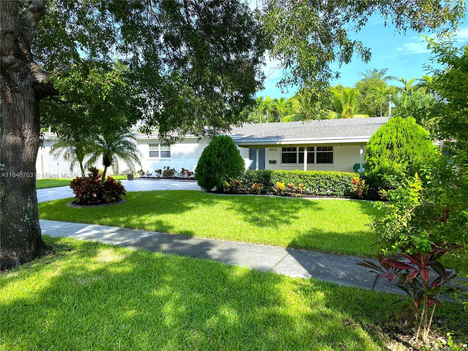 Real estate property located at 18930 89th Ct, Miami-Dade, WHISPERING PINES ESTATES, Cutler Bay, FL