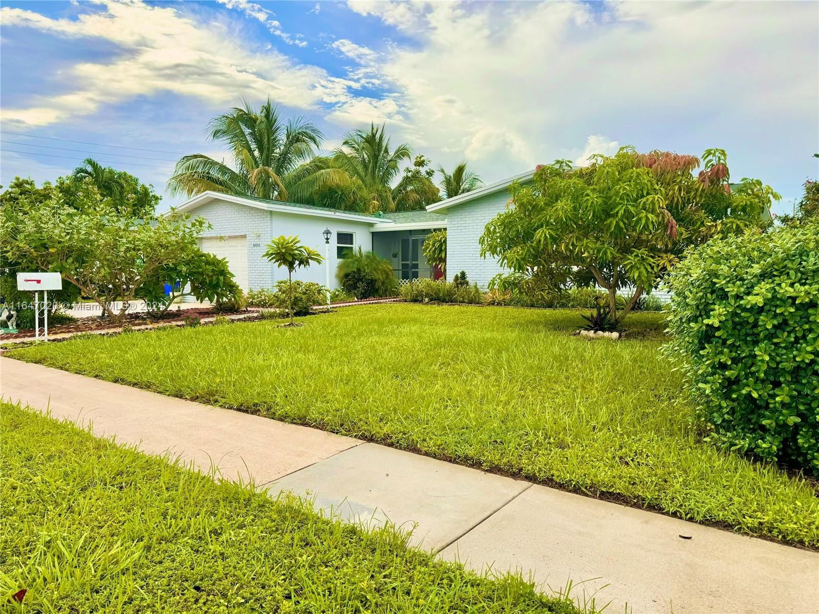 Real estate property located at 6464 8th Pl, Broward, KIMBERLY VILLAGE SEC TWO, North Lauderdale, FL