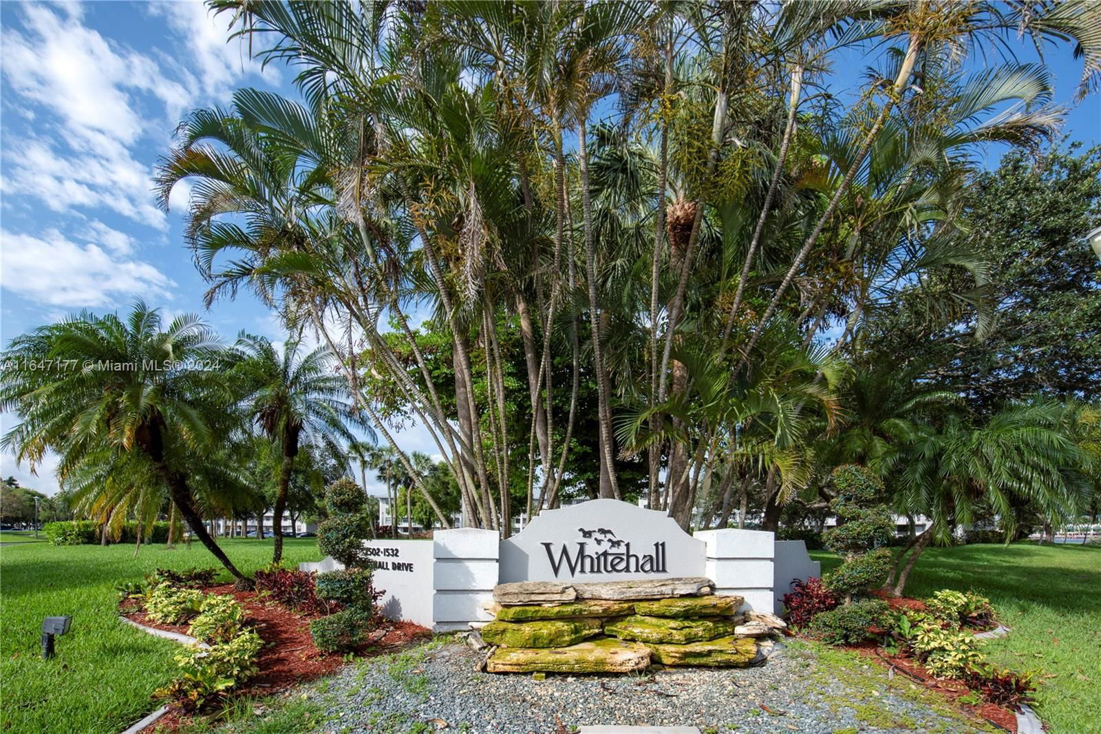 Real estate property located at 1510 Whitehall Dr #104, Broward, CONDO 5 OF WHITEHALL COND, Davie, FL