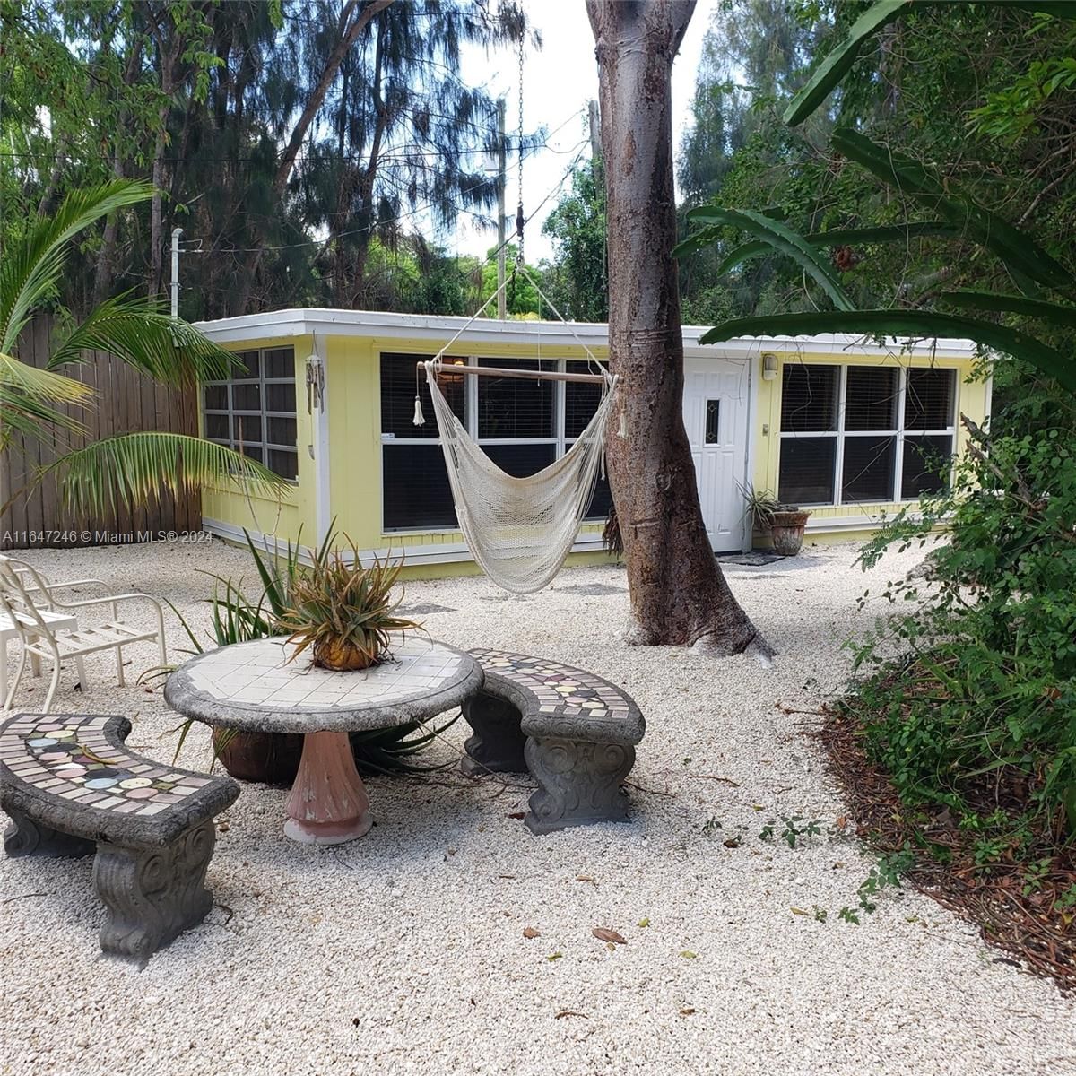 Real estate property located at 140 Gumbo Limbo Dr, Monroe, PAMELA VILLA, Key Largo, FL