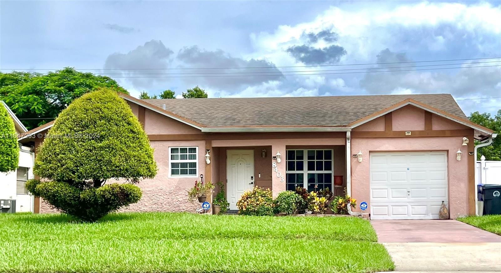 Real estate property located at 8403 19th St, Broward, BURNHAM WOODS, North Lauderdale, FL