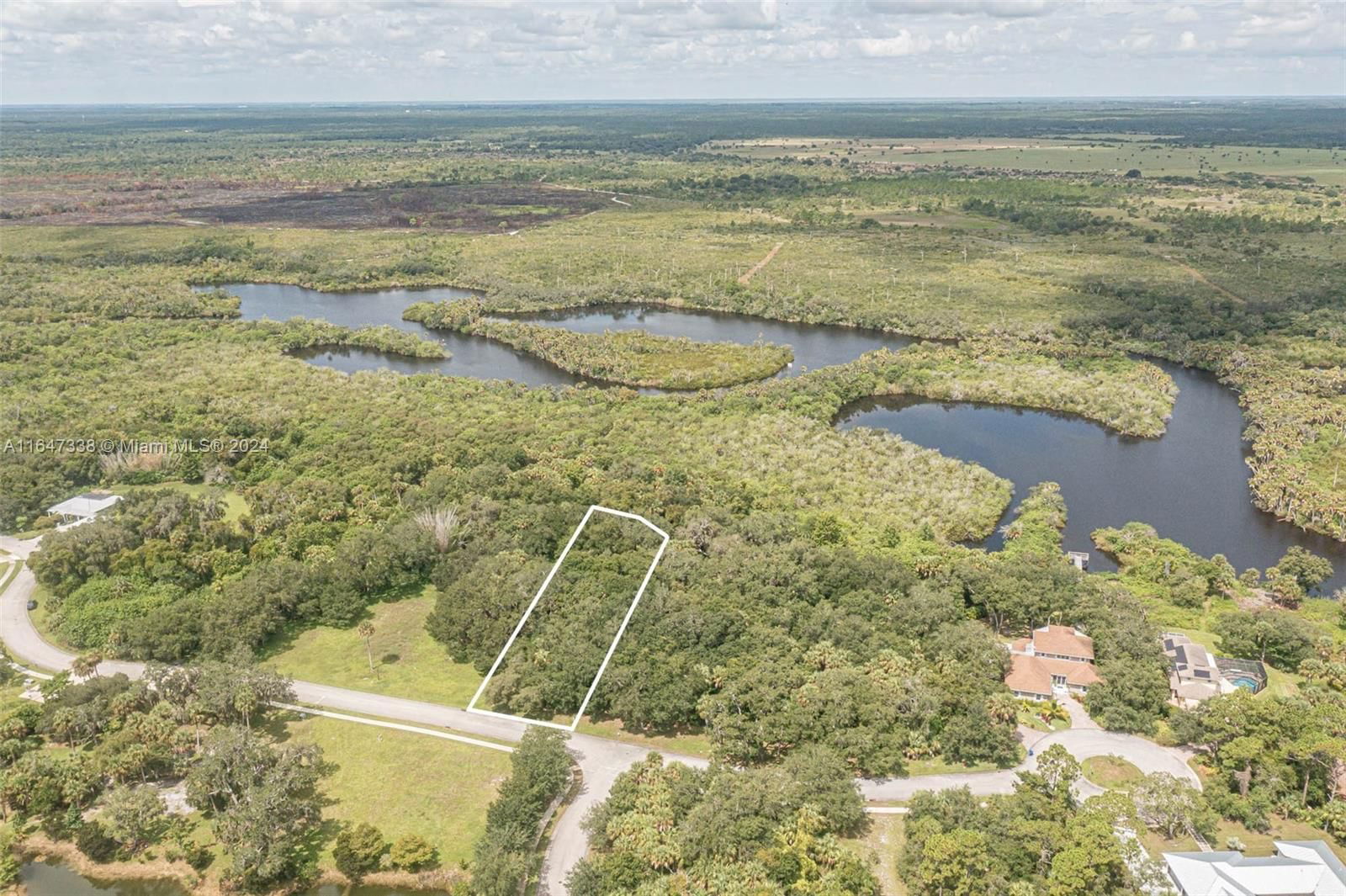 Real estate property located at 11321 Ganesh, Indian River, Village of Kashi, Sebastian, FL