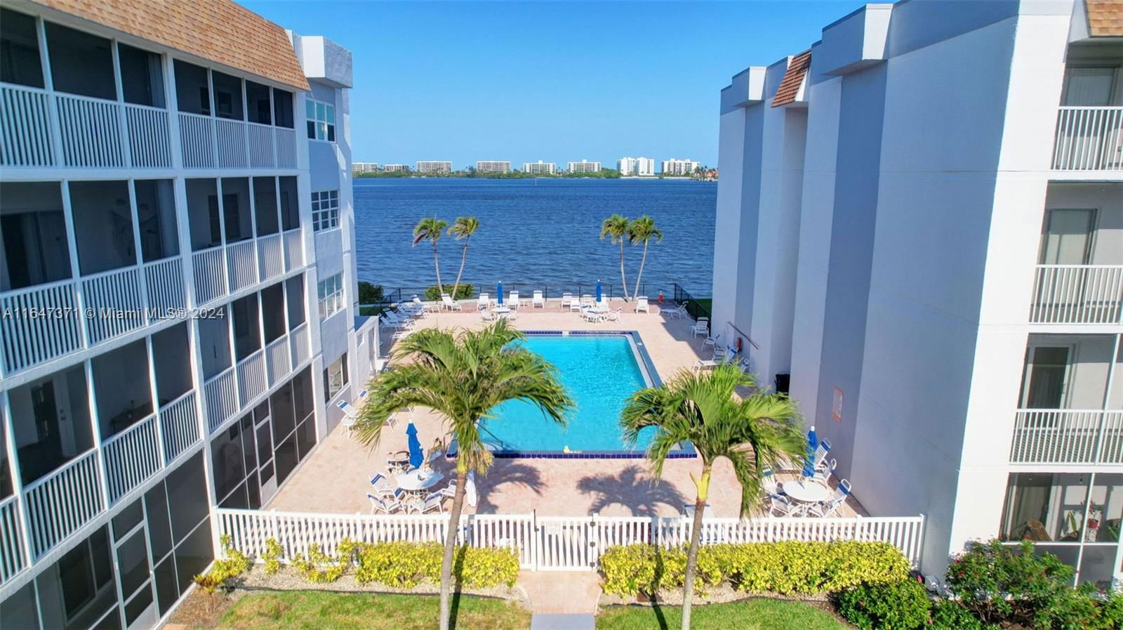 Real estate property located at 1516 Lakeside Dr #411, Palm Beach, PALM LAKE 1 CONDO, Lake Worth, FL