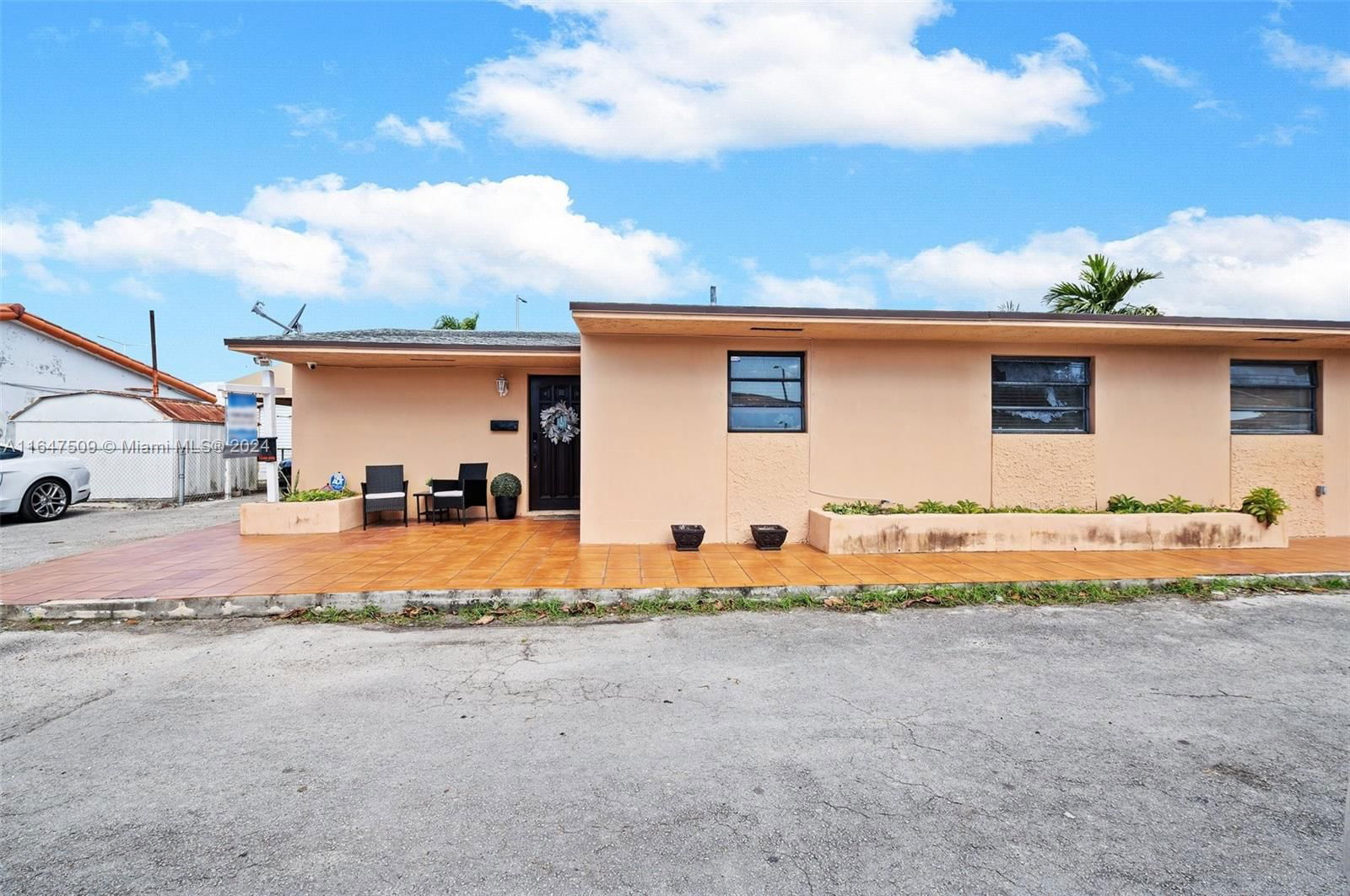 Real estate property located at 1307 36th Ave, Miami-Dade, COMFORT MANOR SUB, Miami, FL