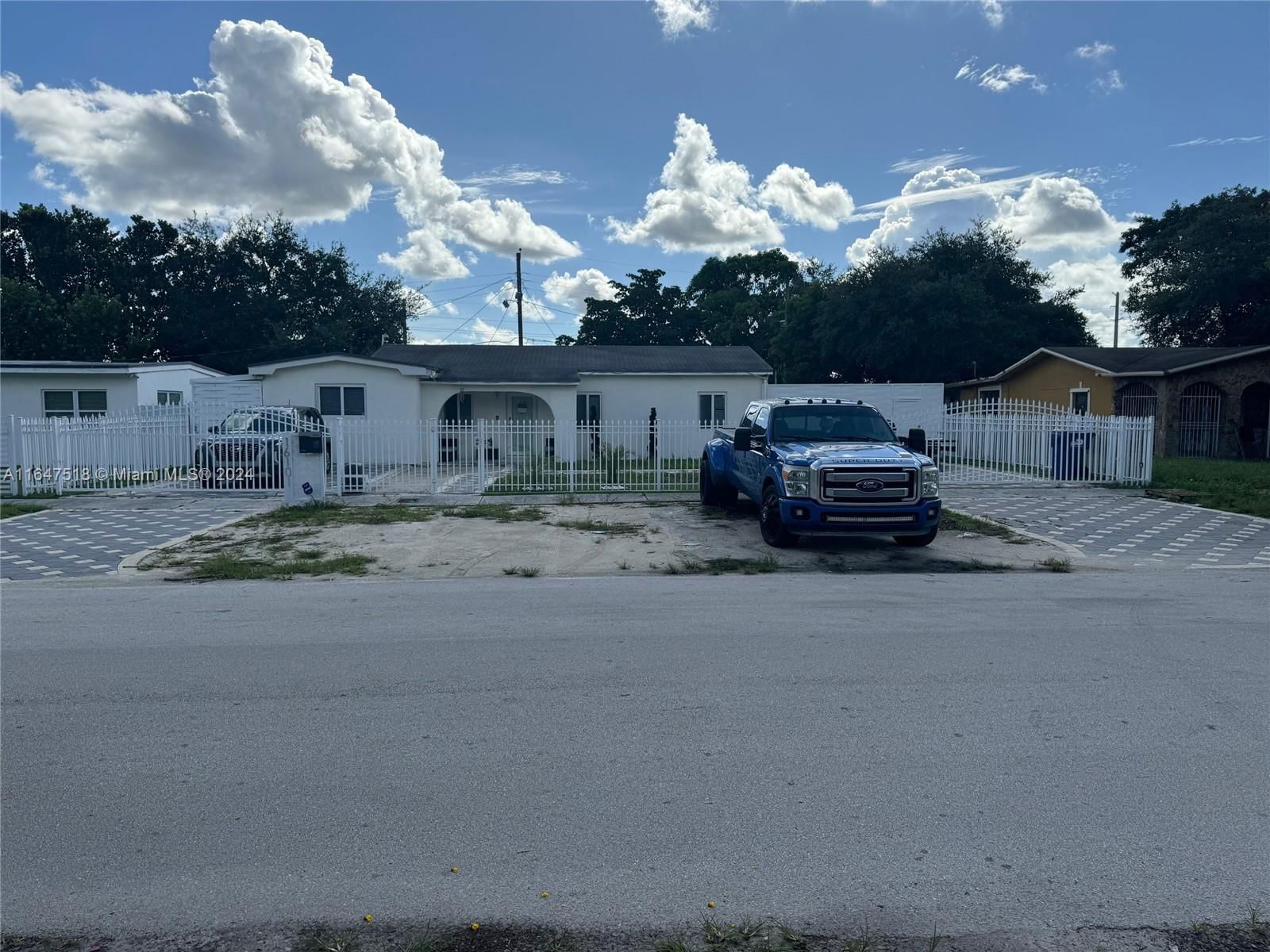 Real estate property located at 16101 Bunche Park Dr, Miami-Dade, BUNCHE PARK, Miami Gardens, FL