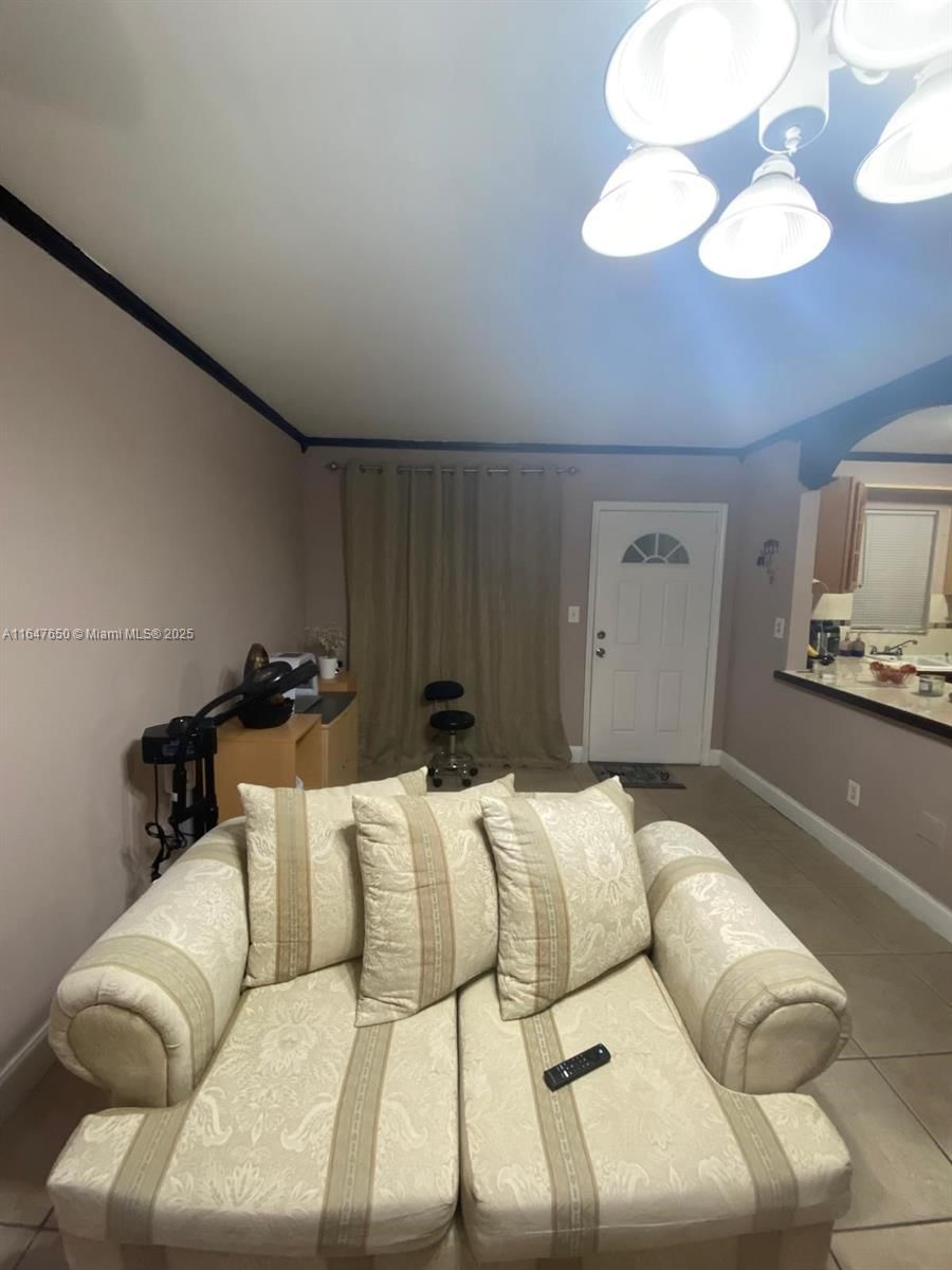 Real estate property located at 4050 135th St #20-1, Miami-dade, Villa Biscaya Jardines Co, Opa-Locka, FL