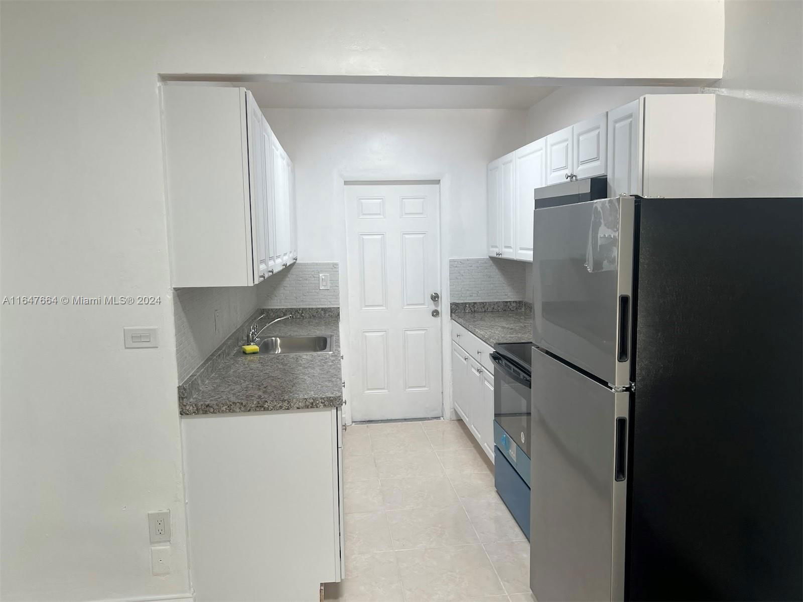 Real estate property located at 2072 169th St #5, Miami-Dade, 2072 NE 169 ST CORP CONDO, North Miami Beach, FL