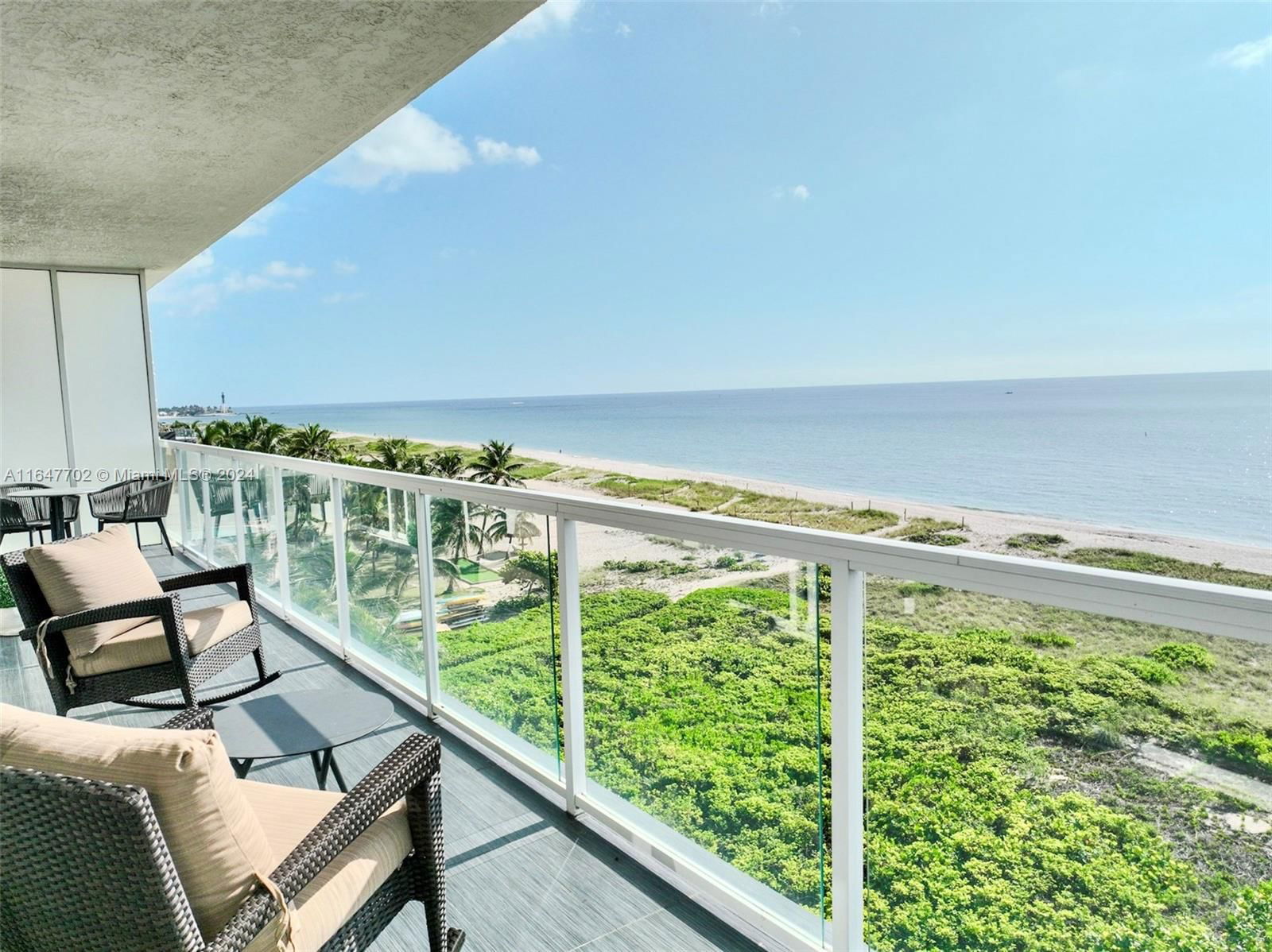 Real estate property located at 704 Ocean Blvd #501, Broward, LUNA OCEAN RESIDENCES CON, Pompano Beach, FL