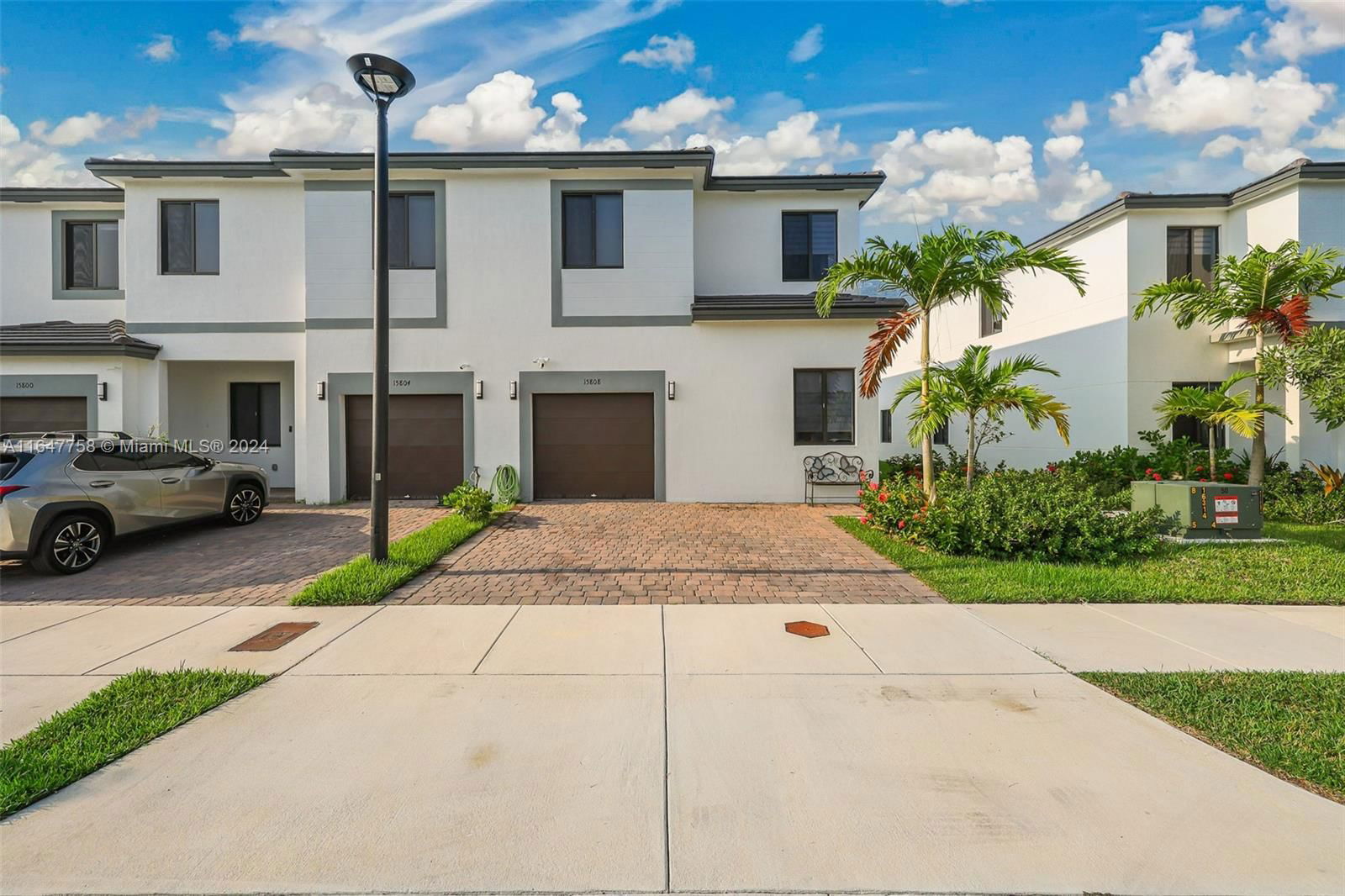 Real estate property located at 15808 136th Way, Miami-Dade, CENTURY GARDENS SOUTH, Miami, FL