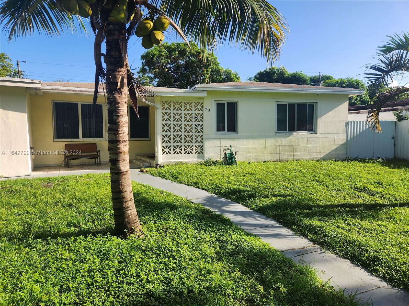 Real estate property located at 75 132nd St, Miami-Dade, BREEZESWEPT ESTATES 2ND A, North Miami, FL