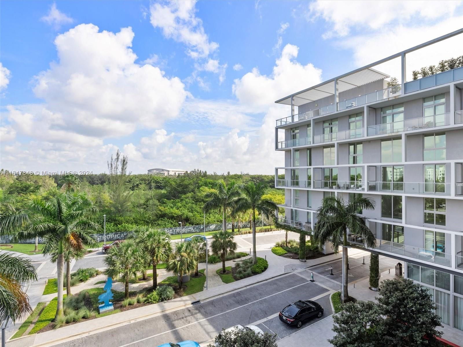 Real estate property located at 2000 Metropica Way #502, Broward, METROPICA NORTH TOWER ONE, Sunrise, FL