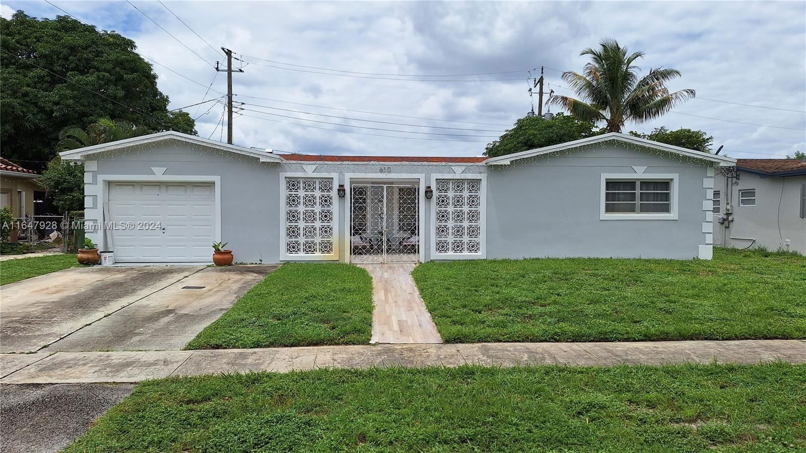 Real estate property located at 610 77th Way, Broward, BOULEVARD HEIGHTS SEC 11, Pembroke Pines, FL