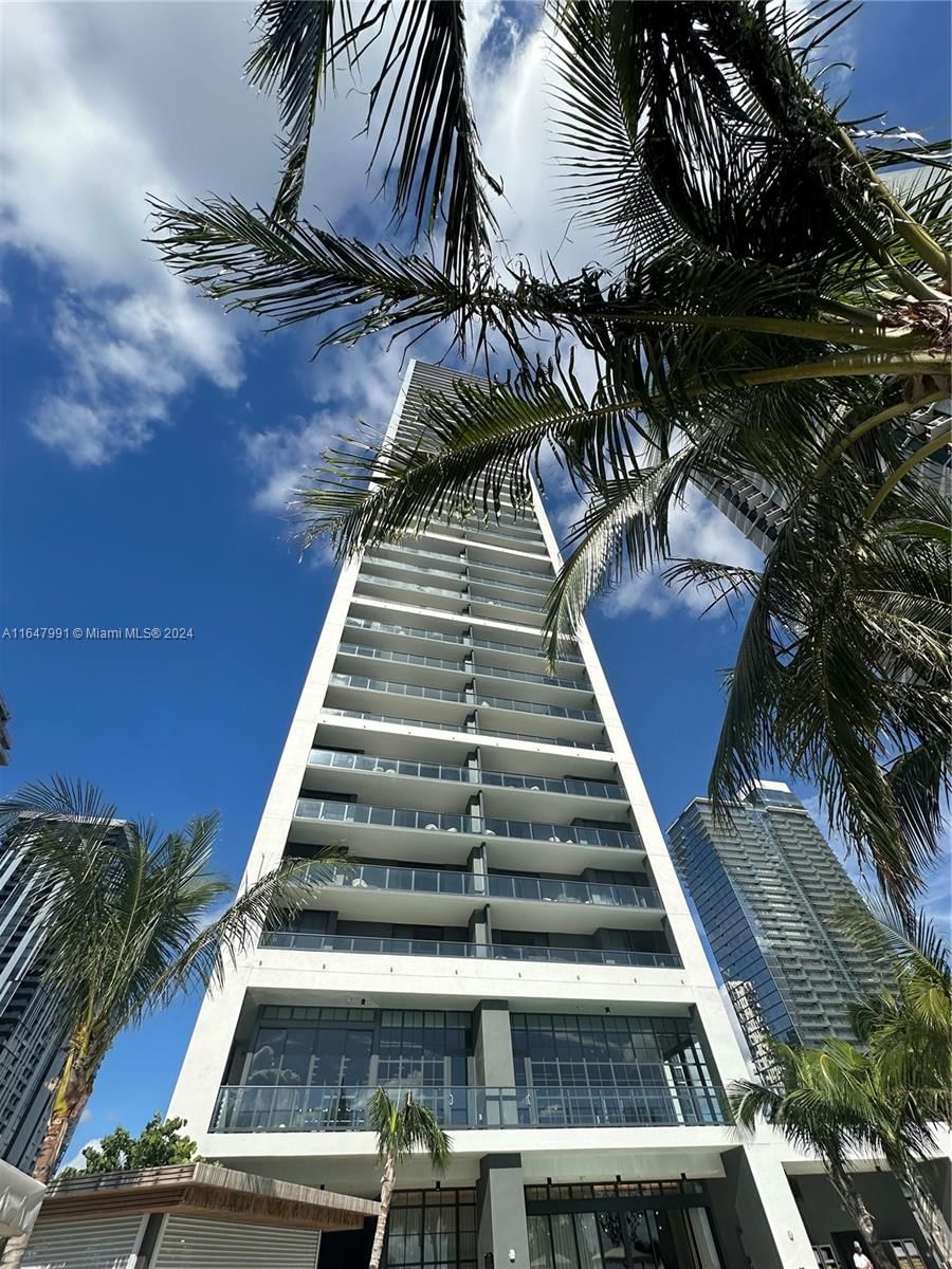 Real estate property located at 601 1st ave #2705, Miami-Dade, Natiivo, Miami, FL