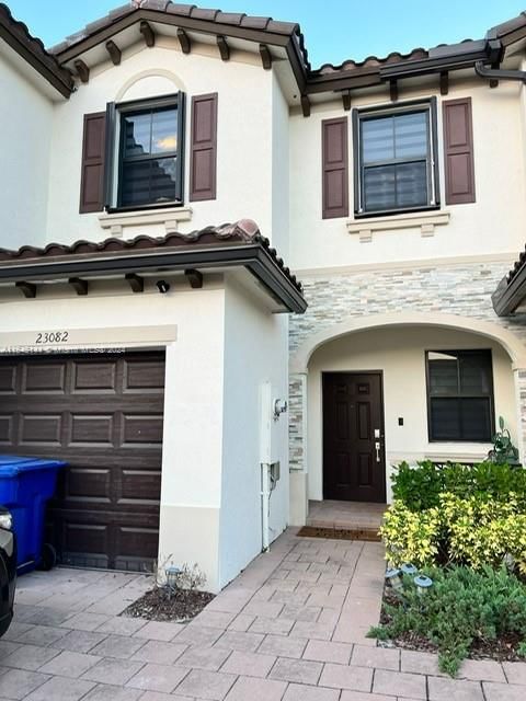 Real estate property located at 23082 127th Pl #23082, Miami-Dade, D & B SUBDIVISION, Miami, FL