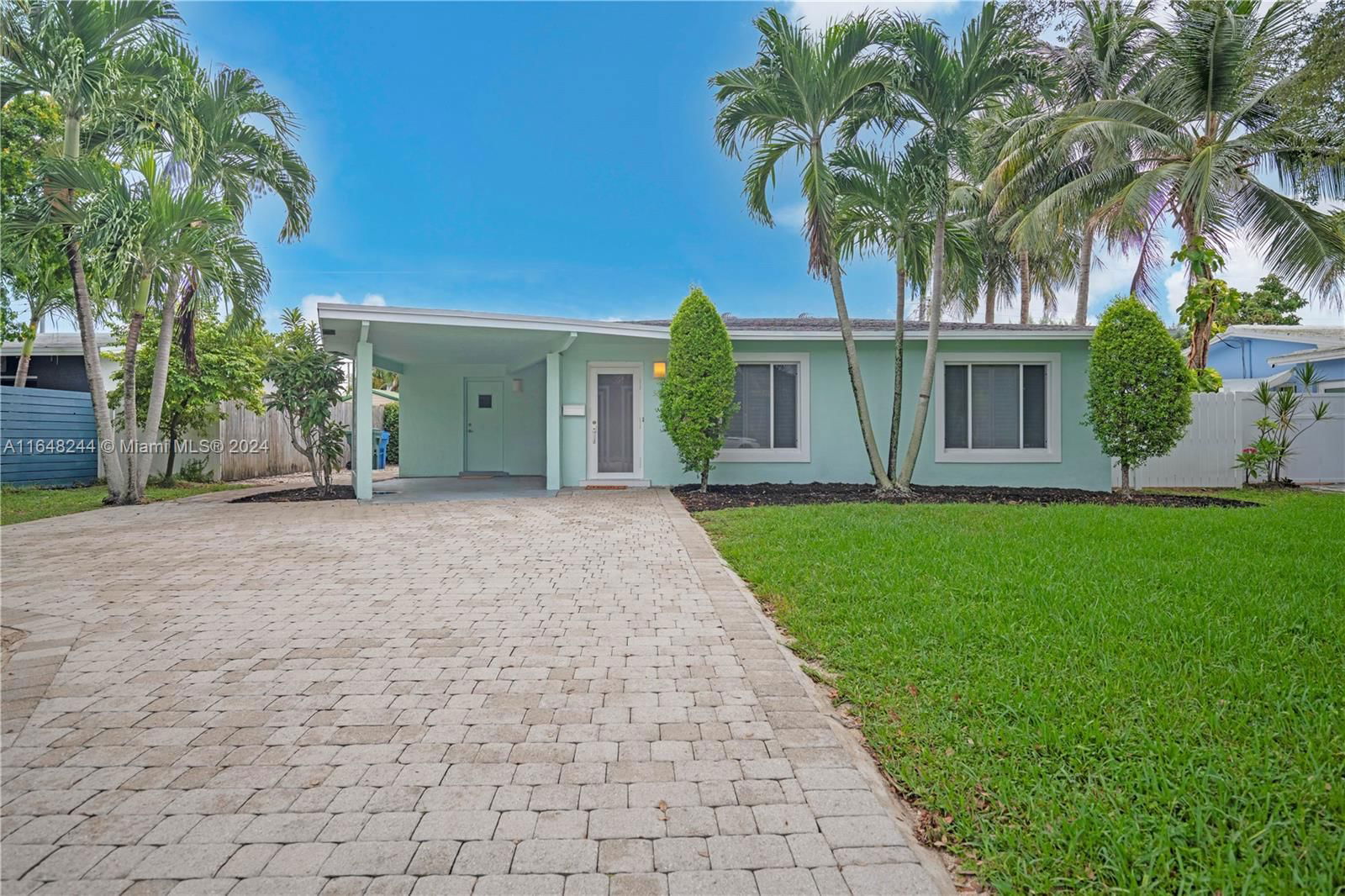 Real estate property located at 3680 16th Ave, Broward, CHERRY CREEK ESTATES, Oakland Park, FL