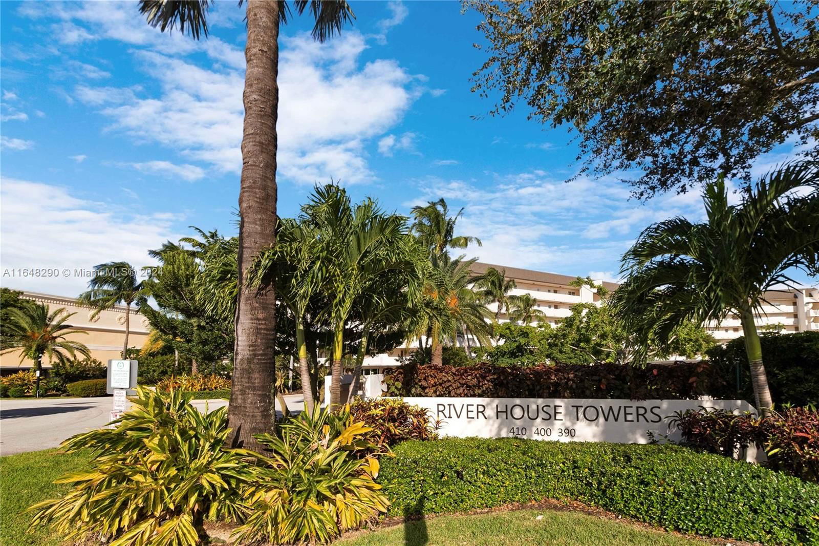 Real estate property located at 400 Federal Hwy #509, Broward, River House Towers, Deerfield Beach, FL