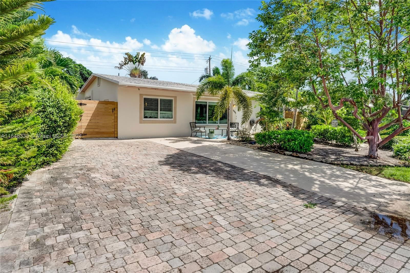 Real estate property located at 1531 31st Ct, Broward, CRESTHAVEN NO 8, Pompano Beach, FL