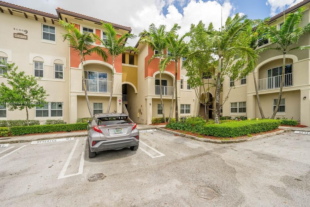 Real estate property located at 8620 97th Ave #105, Miami-Dade, ST MAARTEN AT GRAND BAY C, Doral, FL