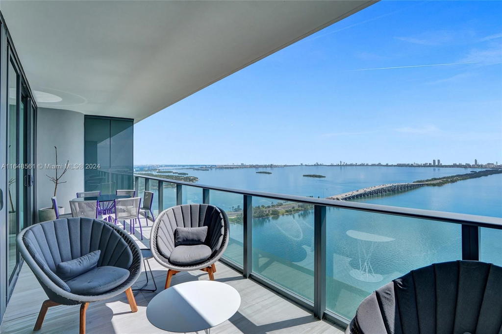 Real estate property located at 3131 7th Ave #3504, Miami-dade, One Paraiso Condo, Miami, FL