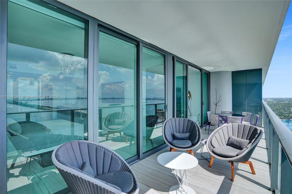 Real estate property located at 3131 7th Ave #3504, Miami-dade, One Paraiso Condo, Miami, FL
