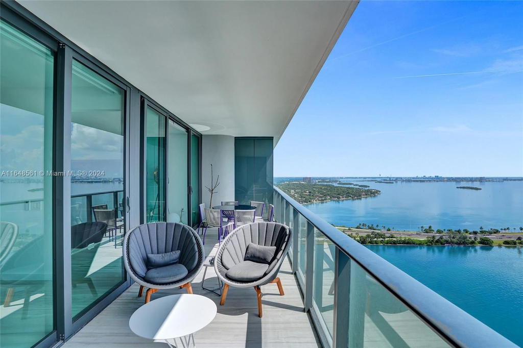 Real estate property located at 3131 7th Ave #3504, Miami-dade, One Paraiso Condo, Miami, FL
